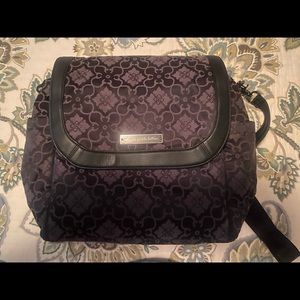 Petunia Pickle Bottom